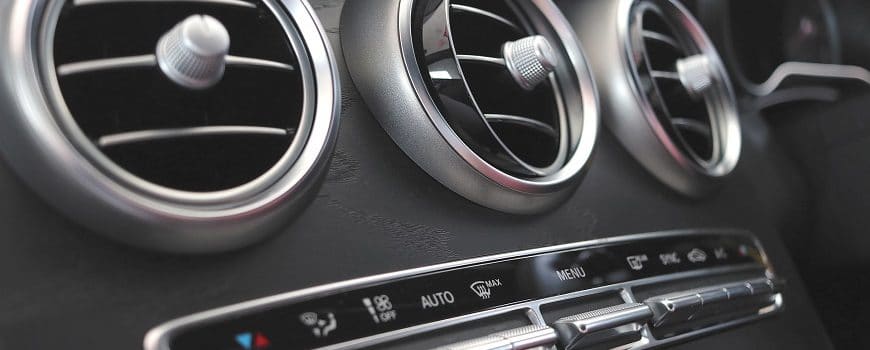 Cómo mantener y limpiar el filtro de aire de un coche